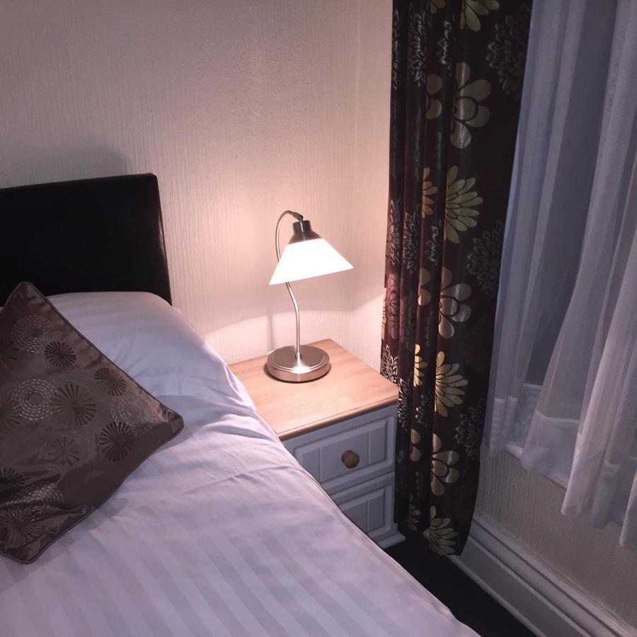 The Beechcliffe Hotel - Over 35'S Only Blackpool Room photo